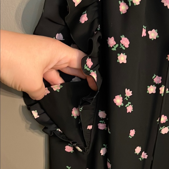 Kate Spade Sleeveless Black Floral Ruffle Sleeve Top - Picture 4 of 4